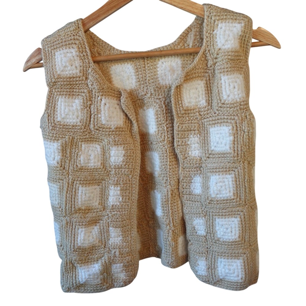 Vintage 70s Handmade Crochet Granny Square Vest Womens XS Tan White Boho Cottage